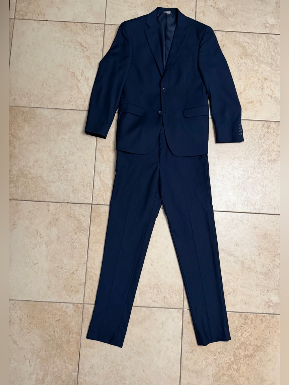 Men's Classic Navy Two-Piece Suit - Single-Breasted Blazer & Trousers